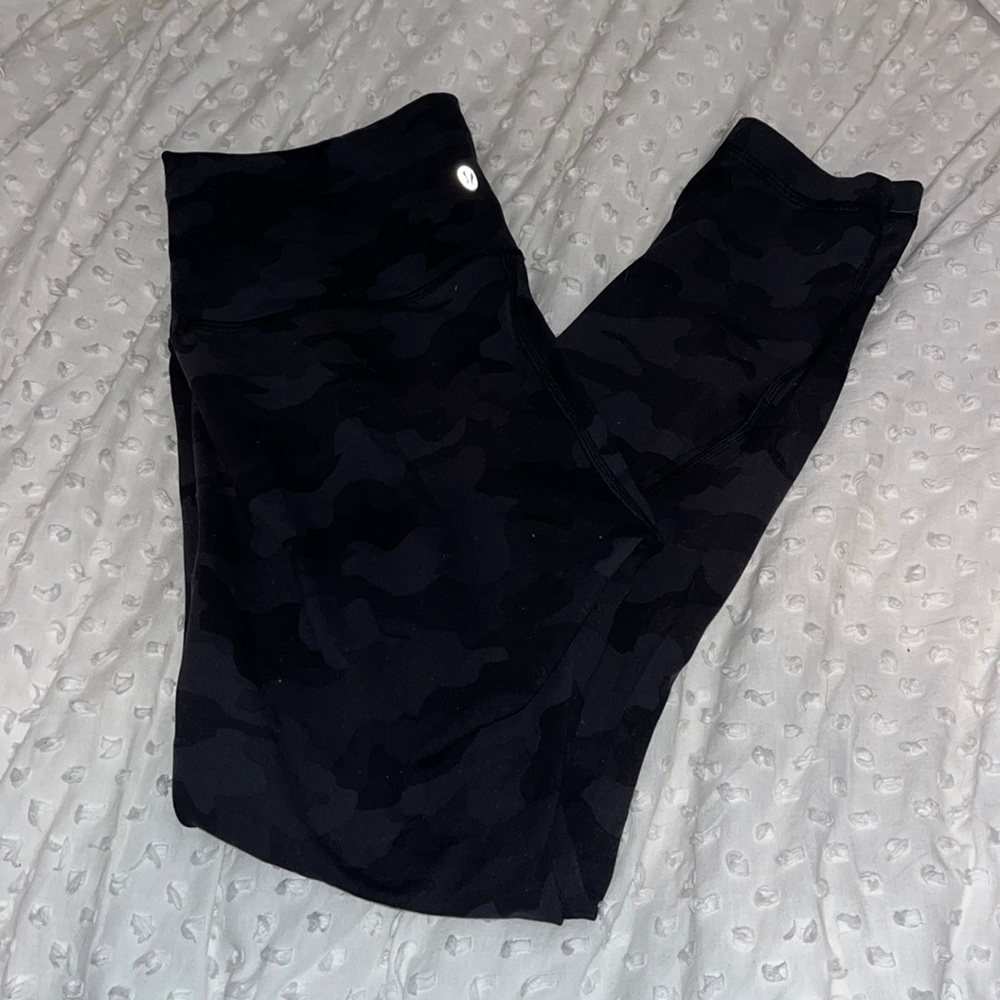 Super cute lulu lemon leggings! Full length!